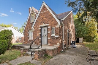 Building Photo - 19186 Westphalia St
