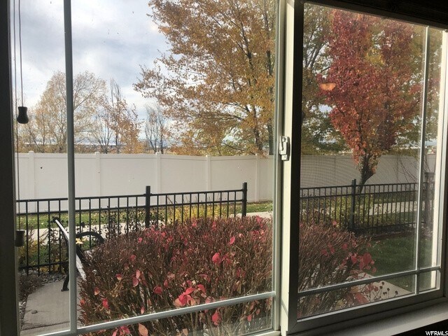 Foto del edificio - 1587 N 565 W