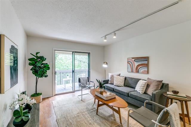 Foto principal - 4851 Cedar Springs Rd