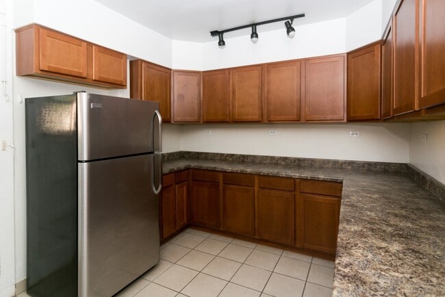 Foto del edificio - 1120 W Oakdale Ave