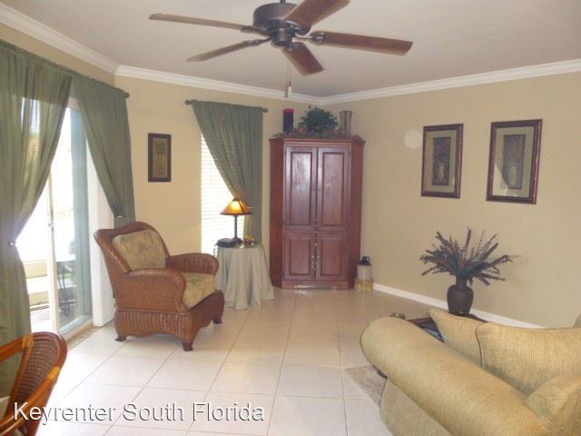 Foto del edificio - 1 br, 1 bath House - 4791 Via Palm Lakes A...