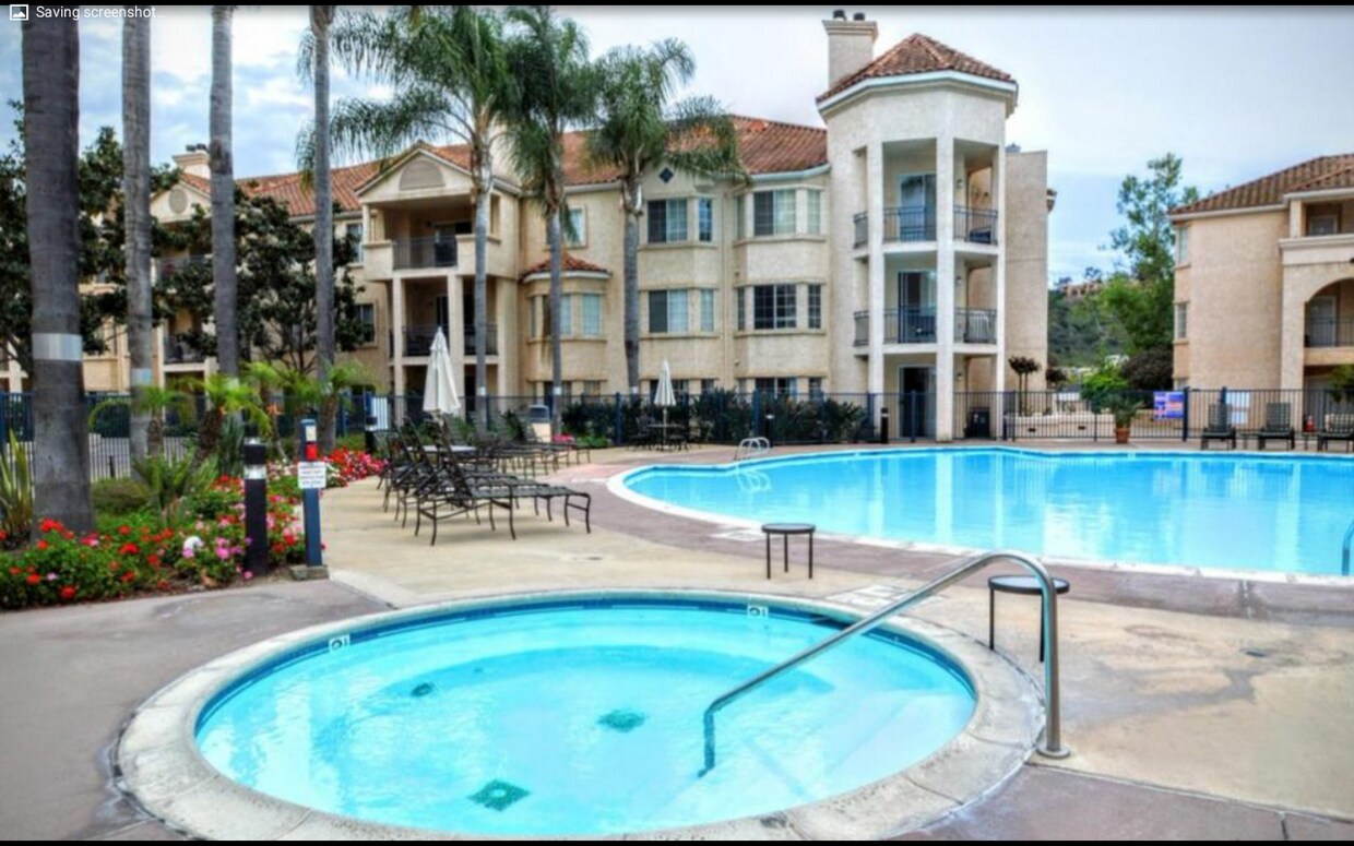 580 Camino De La Reina Unit 117