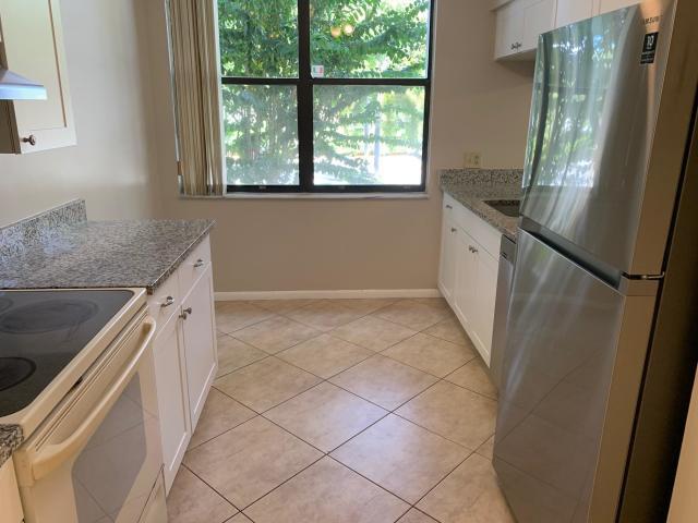 Building Photo - 2025 Lavers Cir