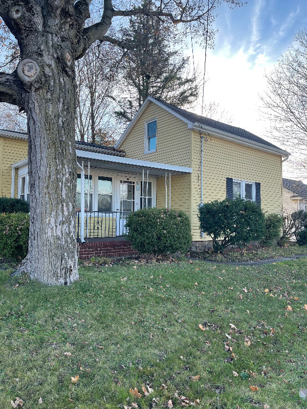 Primary Photo - 336 E Jefferson St