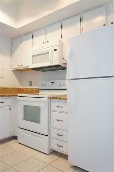 Building Photo - 721 SW 148th Ave