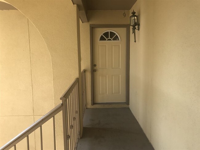Foto del edificio - 9804 Cantera Ct