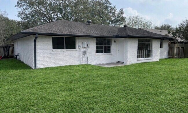 Foto del edificio - 10322 Sageburrow Dr