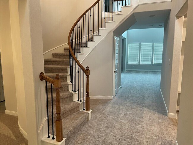 Foto del edificio - 2172 Woodland Pine Dr
