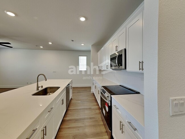 Foto del edificio - 11183 Magallanes Street