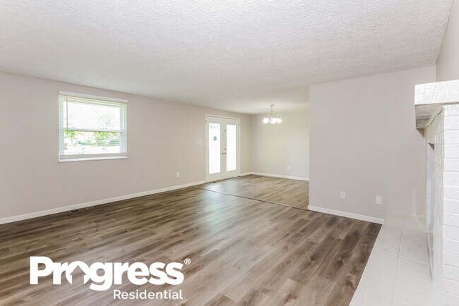 Building Photo - 8130 Clayburn Dr