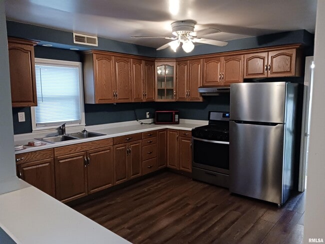 Foto del edificio - 1914 W Richwoods Blvd