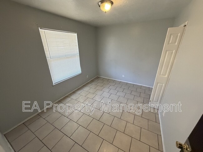 Foto del edificio - 117 40th St NW