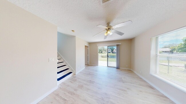 Building Photo - 62 Plumage Ln
