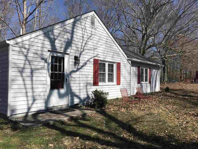 Building Photo - 6946 Louisa Rd