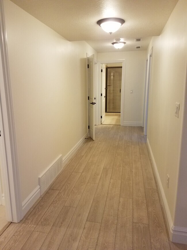 Building Photo - 1199 S 1510 E