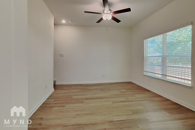 Building Photo - 10913 Quinn Ct