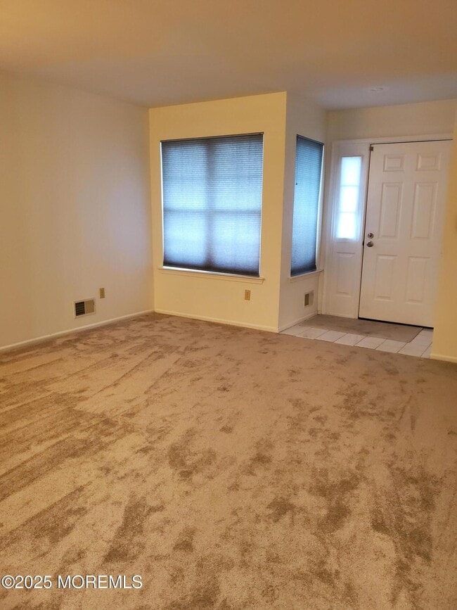 Building Photo - 3404 Equestrian Way