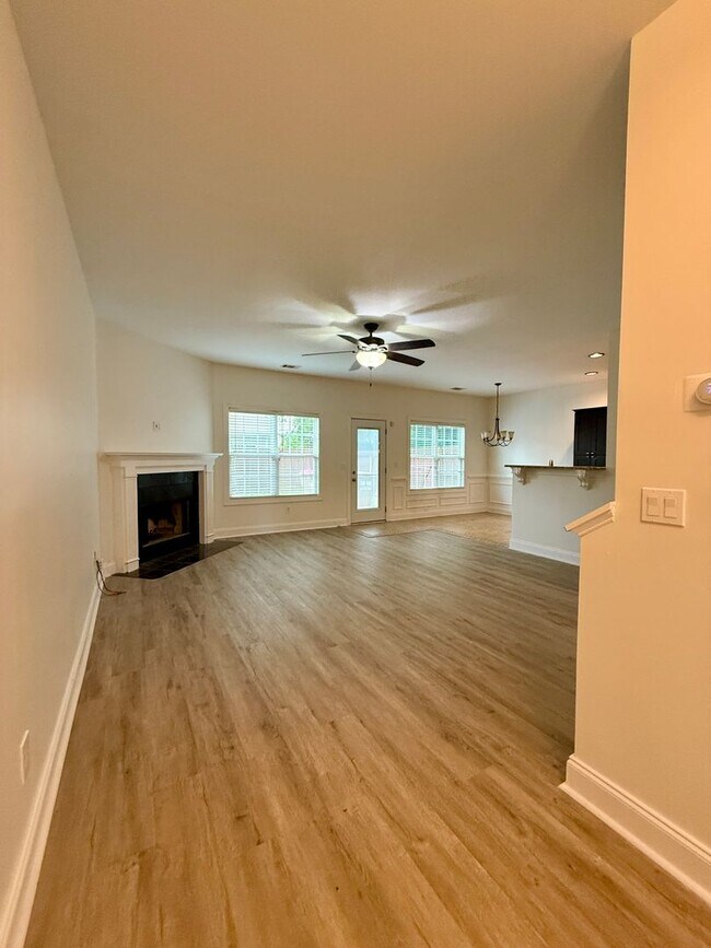 Foto del edificio - Beautiful Home in Mill Creek School District!