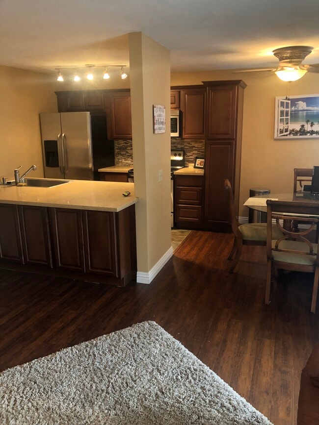 Kitchen and dining room - 6216 Agee St