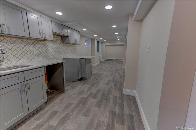 Foto del edificio - 85 Florida St