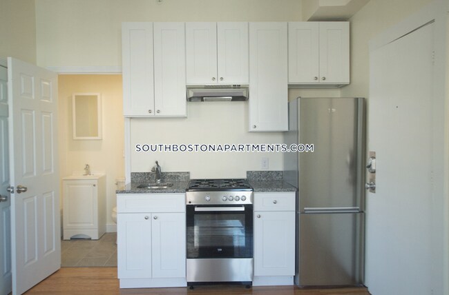 Foto del edificio - 501 E Broadway