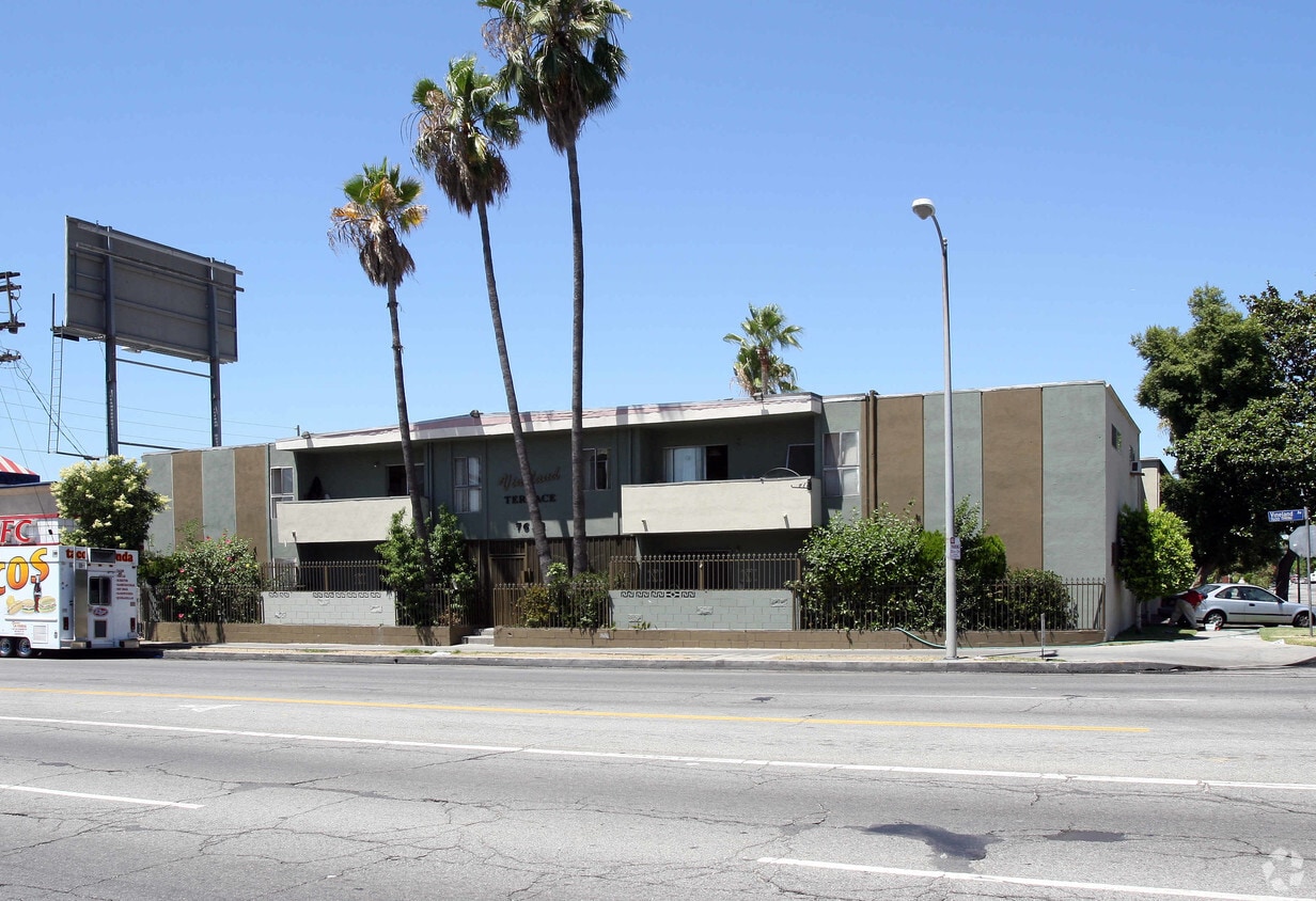 Vineland Terrace Apartments Apartments in Sun Valley, CA