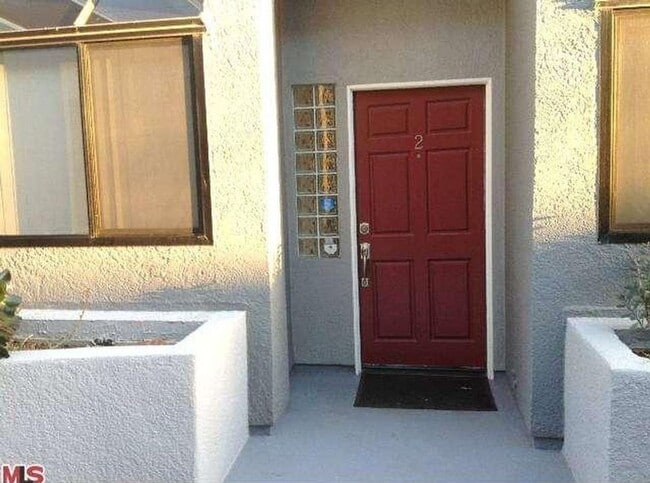 Photo - Large Updated Two-Story Townhouse For Rent