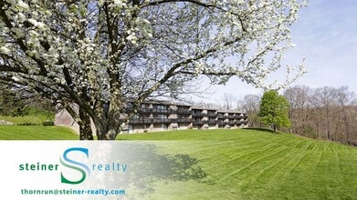Building Photo - 700 Lee Dr