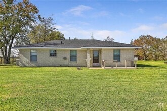 Building Photo - 17219 Janacek Rd