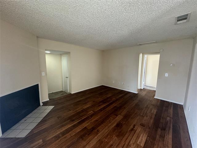 Building Photo - 2172 Knoll Crest Dr