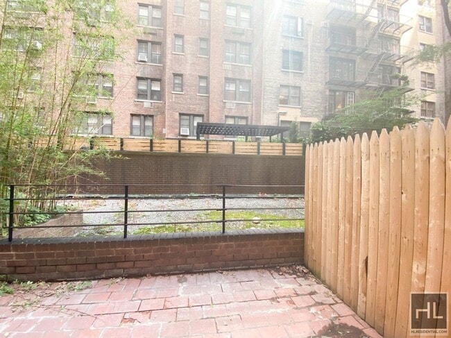 Building Photo - EAST 56 STREET