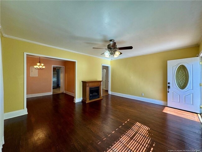 Foto del edificio - 705 McPherson Ave