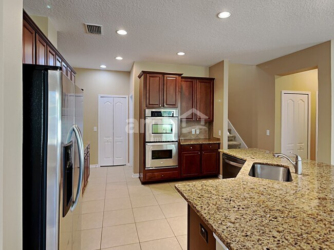 Building Photo - 7512 Tangle Bend Dr