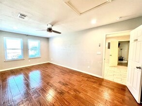 Building Photo - 5302 Treaschwig Rd