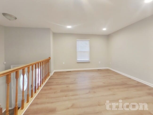 Foto del edificio - 1010 Allward Dr