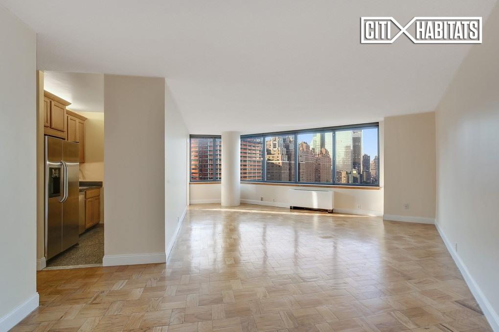 Foto principal - 415 E 37th St