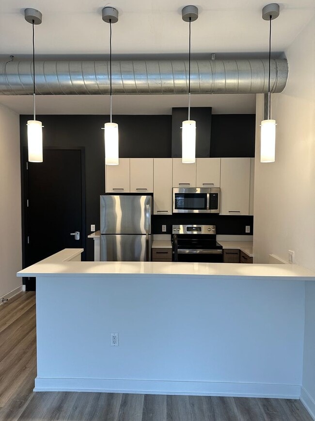 Interior Photo - The Roy