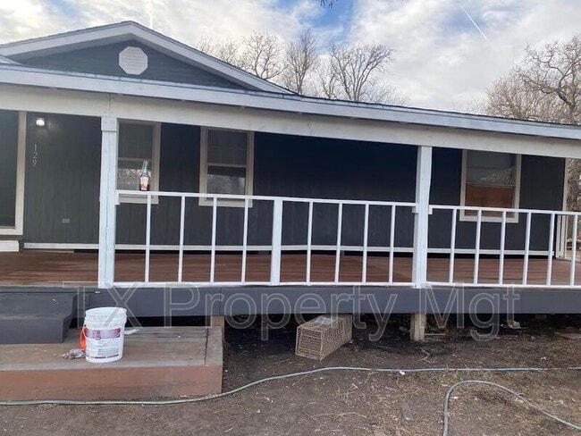 Building Photo - 129 Mill Creek Dr