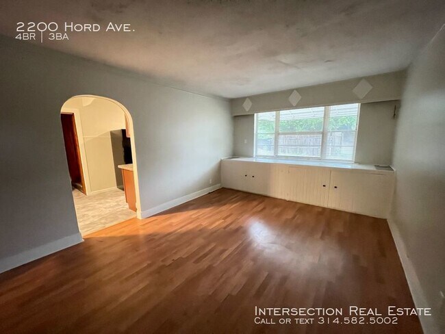 Building Photo - 2200 Hord Ave