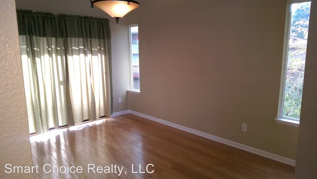 Building Photo - 15611 SE 178th Pl