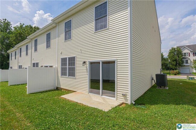 Foto del edificio - 744 Blue Heron Dr