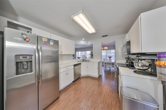 Foto del edificio - 1204 Sawdust Ct