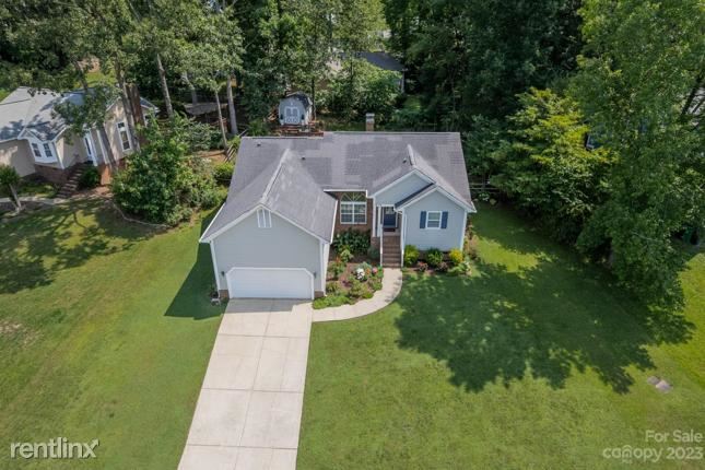Building Photo - 3 br, 2 bath House - 1515 R Bear Mountain ...