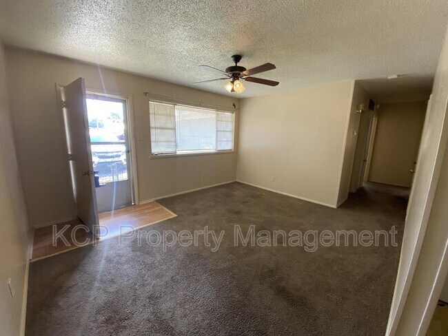 Building Photo - 8022 US-271