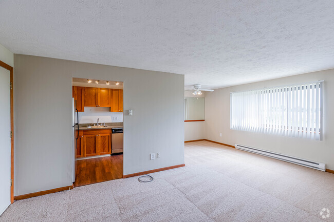 1HAB, 1BA - 650 ft² - RidgeView Towers