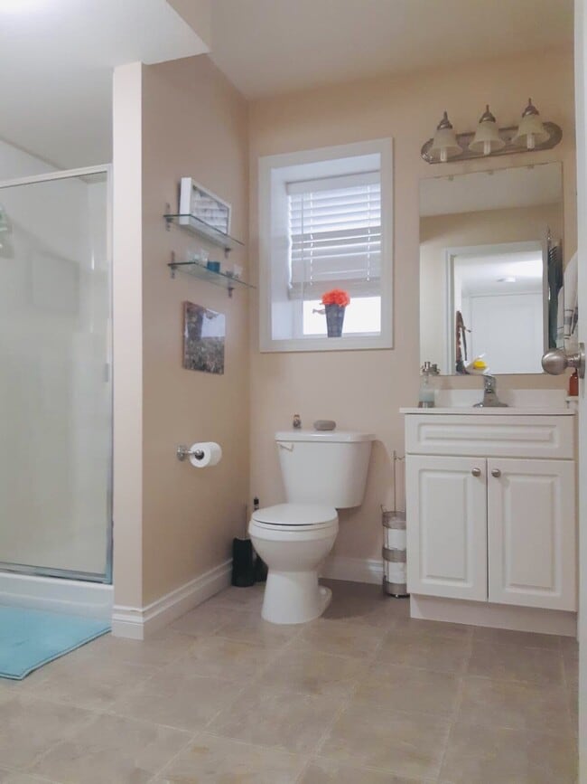 Building Photo - 47263 Brewster Pl