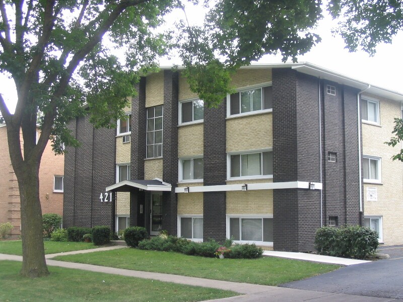 Primary Photo - 421 S Elmwood Ave