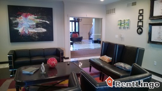 Foto del edificio - 6301 Almeda Rd