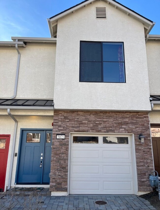 Building Photo - 5075 Ronald Stephen Cir