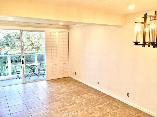 Building Photo - 30902 Club House Dr